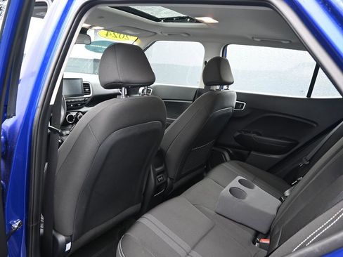 Certified 2024 Hyundai Venue SEL image 23