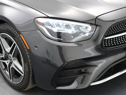 Used 2023 Mercedes-Benz E 350 4MATIC Sedan image 18