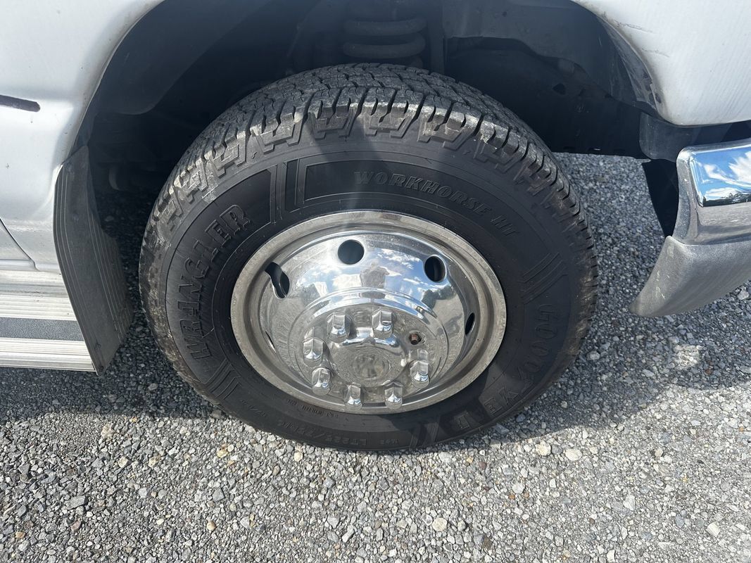 Used 2006 Ford E-450 and Econoline 450 RWD image 24
