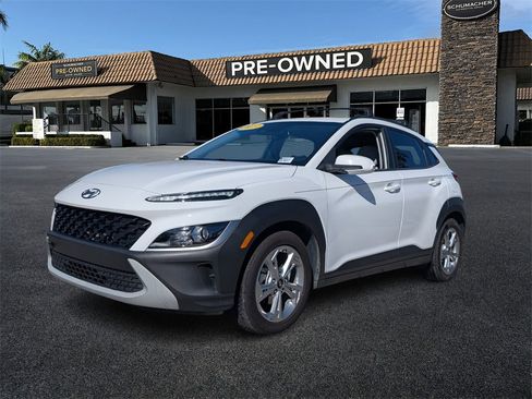 Used 2023 Hyundai Kona SEL w/ Convenience Package image 3