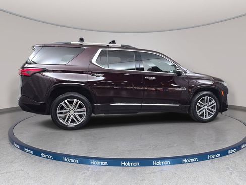 Used 2023 Chevrolet Traverse High Country AWD/4WD image 8