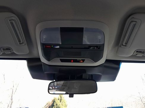 Certified 2025 Subaru Crosstrek 2.0i Premium AWD/4WD image 38