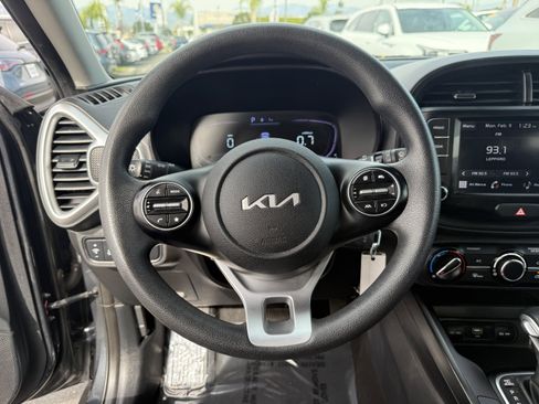 Used 2023 Kia Soul LX w/ Option Group 015 image 16