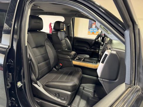 Used 2019 GMC Sierra 2500 Denali w/ Duramax Plus Package AWD/4WD image 13