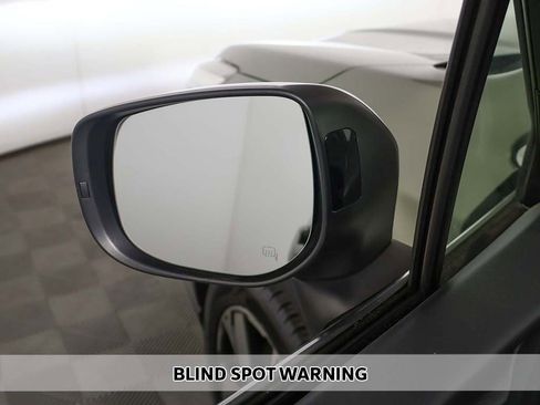 Used 2021 Subaru Forester Touring image 7