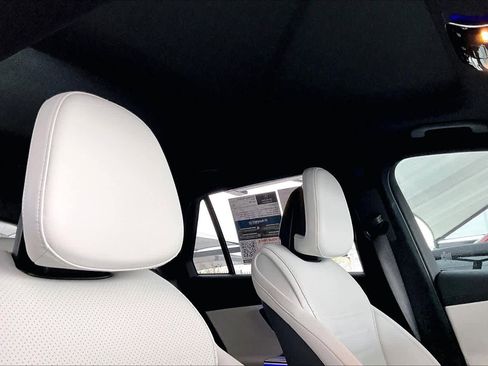 Certified 2025 Mercedes-Benz GLC 300 GLC 300 image 14