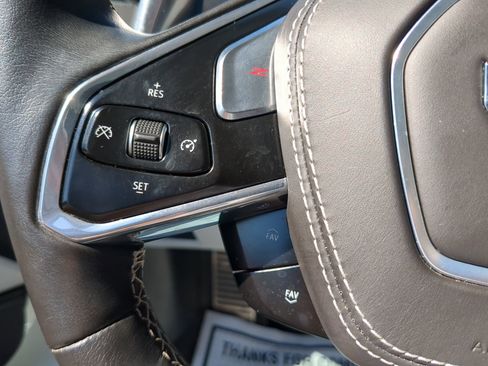 Used 2022 Chevrolet Corvette Stingray Premium Conv w/ Z51 Performance Package image 55