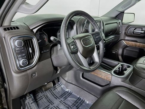 Used 2019 GMC Sierra 1500 Denali w/ Technology Package AWD/4WD image 8