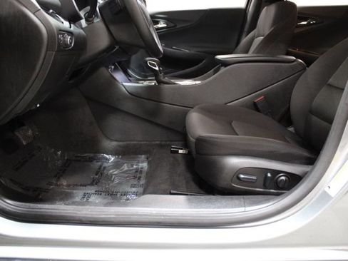 Used 2024 Chevrolet Malibu LT image 16