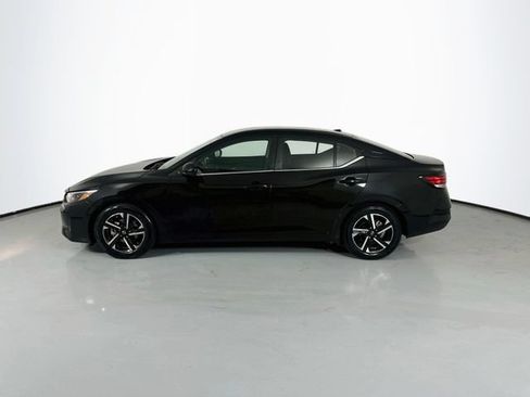 Used 2024 Nissan Sentra SV FWD image 6