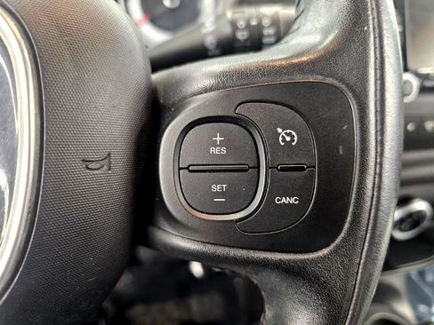 Used 2017 FIAT 500L Trekking image 13