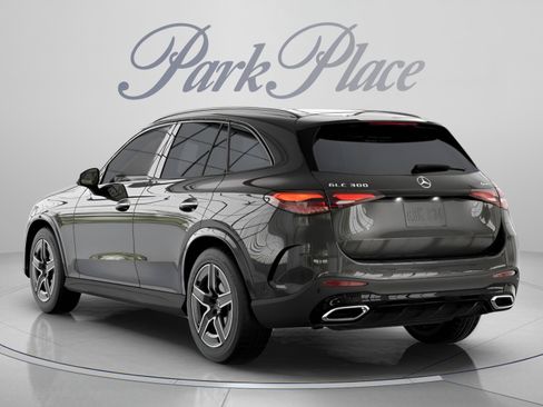Used 2026 Mercedes-Benz GLC 300 4MATIC image 15