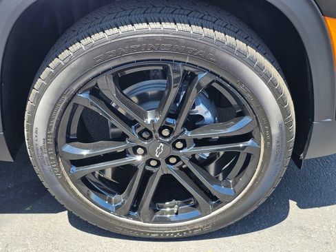 New 2026 Chevrolet Traverse LT w/ Enhanced Driving Package FWD image 7