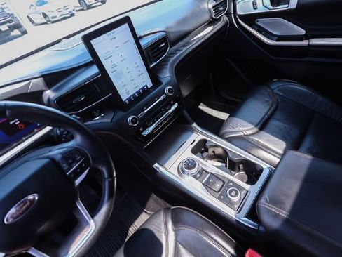 Used 2020 Ford Explorer Platinum w/ Premium Technology Package AWD/4WD image 27