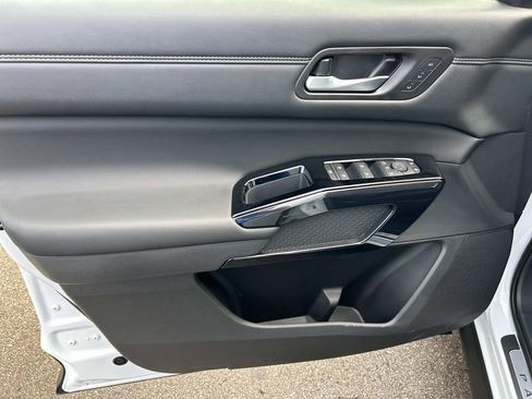 New 2026 Nissan Pathfinder Platinum AWD/4WD image 15
