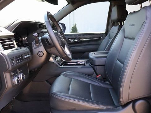 Certified 2023 GMC Yukon Denali AWD/4WD image 26