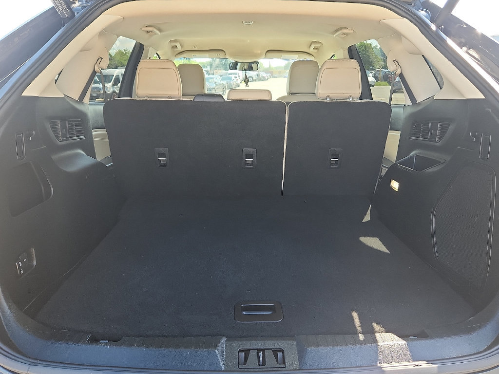 Used 2021 Ford Edge Titanium FWD image 22