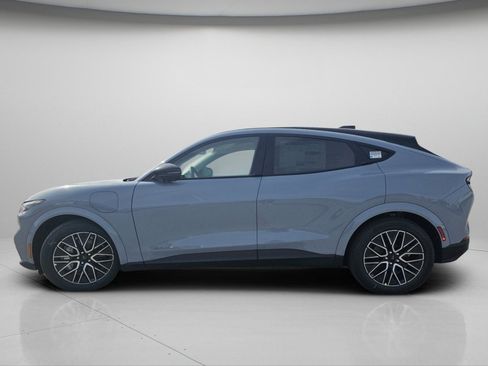 New 2026 Ford Mustang Mach-E Premium w/ Technology Package AWD/4WD image 17
