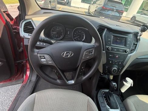 Used 2017 Hyundai Santa Fe Sport AWD/4WD image 4