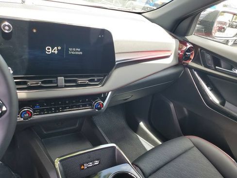 Used 2025 Chevrolet Equinox RS w/ Convenience Package III FWD image 26