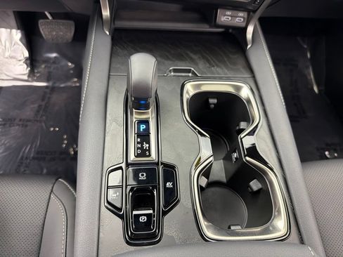 Used 2026 Lexus RX 350h AWD/4WD image 16
