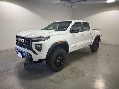 New 2026 GMC Canyon Elevation w/ Convenience Package image 3