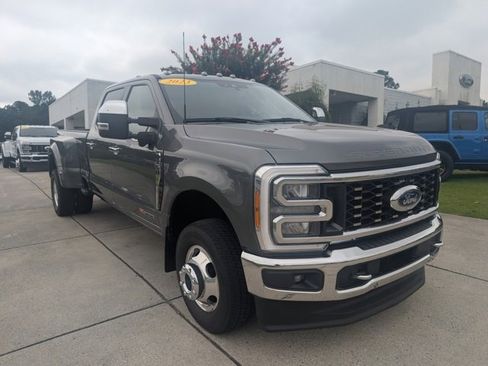 Used 2023 Ford F350 Lariat w/ Lariat Ultimate Package image 1