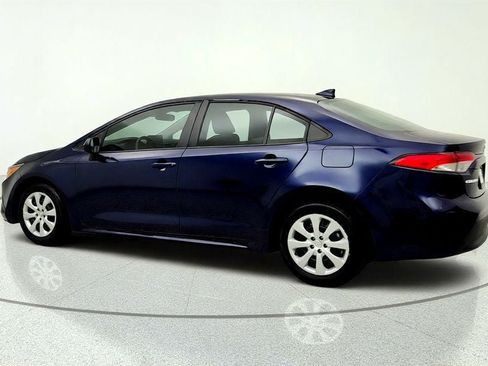 Used 2023 Toyota Corolla LE FWD image 7