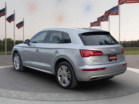 Used 2019 Audi Q5 2.0T Premium Plus w/ Premium Plus Package AWD/4WD image 5
