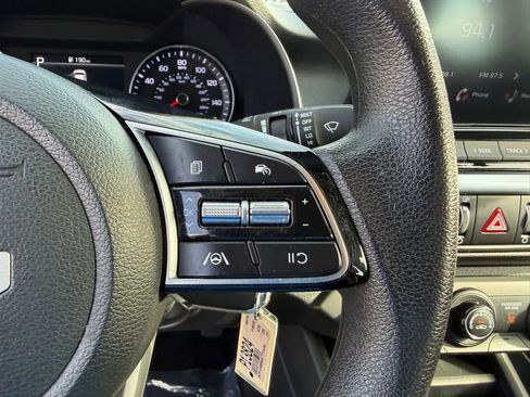 Used 2024 Kia Forte LXS FWD image 22