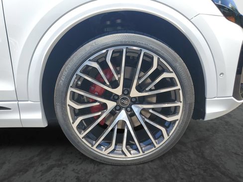 New 2026 Audi SQ8 Prestige AWD/4WD image 6