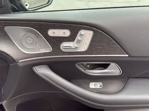 Used 2024 Mercedes-Benz GLS 450 4MATIC image 50