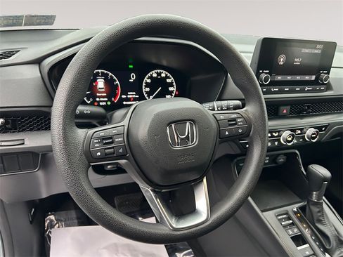 Used 2023 Honda CR-V EX image 12