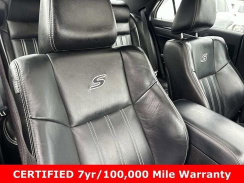 Certified 2023 Chrysler 300 S image 11