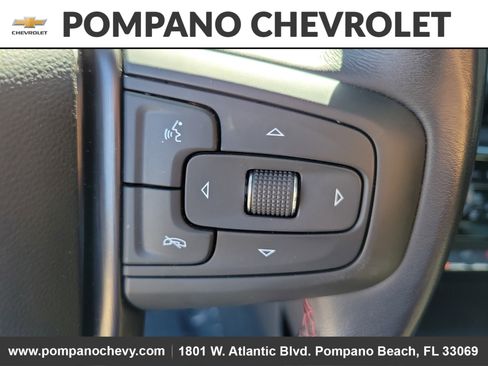 Used 2024 GMC Sierra 2500 AT4X image 23