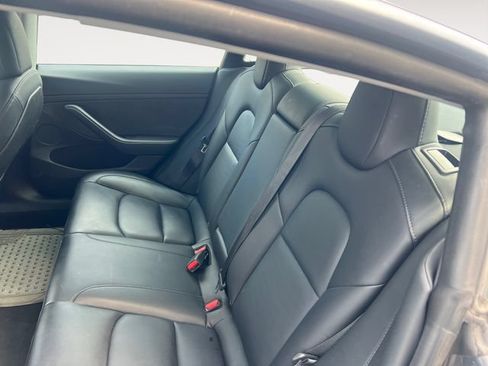 Used 2021 Tesla Model 3 Long Range AWD/4WD image 15