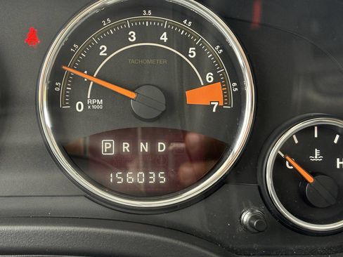 Used 2017 Jeep Compass High Altitude image 33