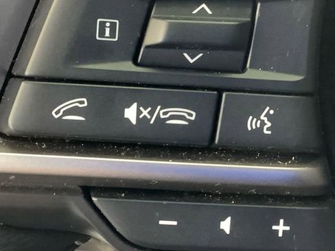 Certified 2025 Subaru Ascent Premium AWD/4WD image 29