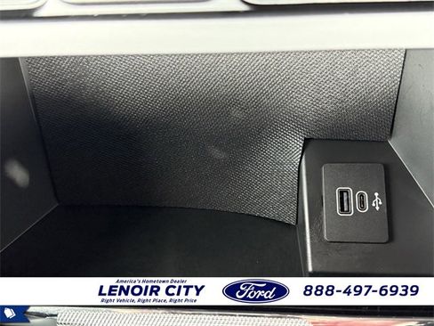 Used 2025 Ford F150 Lariat w/ Equipment Group 501A Mid image 30