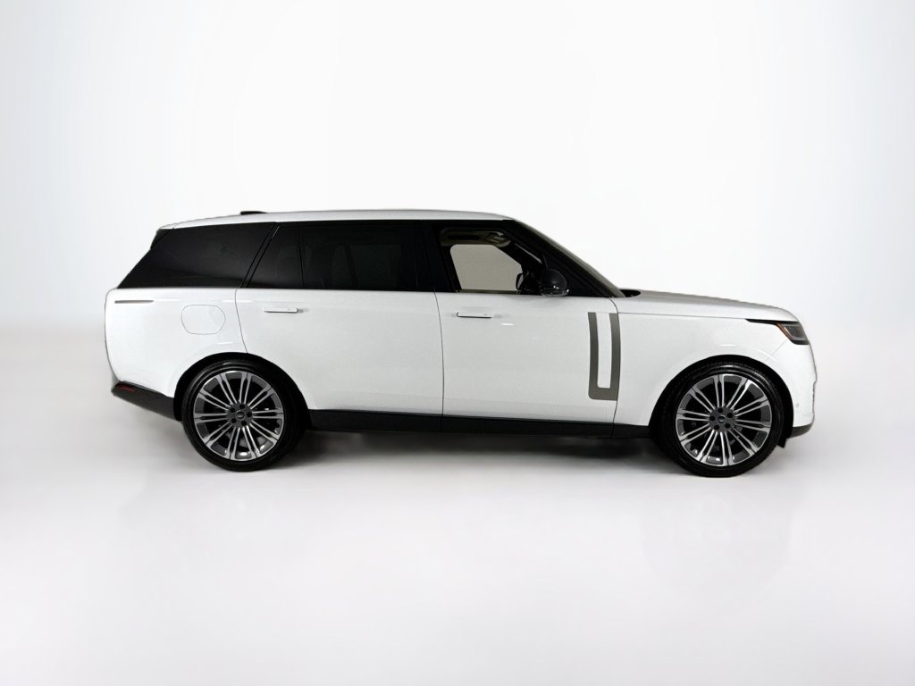 Used 2023 Land Rover Range Rover Long Wheelbase Autobiography AWD/4WD image 6