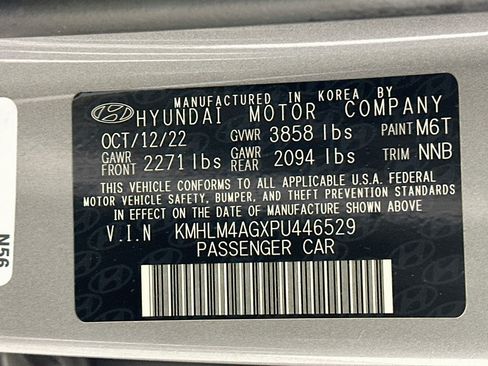 Used 2023 Hyundai Elantra SEL w/ Cargo Package FWD image 12