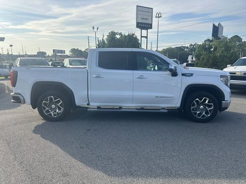 Used 2023 GMC Sierra 1500 SLT w/ SLT Premium Package AWD/4WD image 5