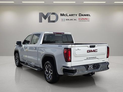 Certified 2023 GMC Sierra 1500 SLT w/ SLT Premium Package AWD/4WD image 13