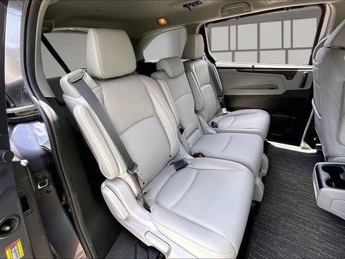 Certified 2024 Honda Odyssey Touring image 24