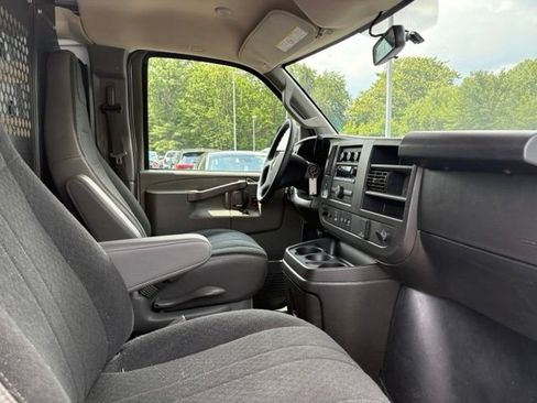 Used 2025 Chevrolet Express 2500 w/ Driver Convenience Package RWD image 20