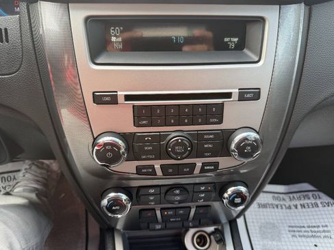 Used 2012 Ford Fusion SEL AWD/4WD image 16