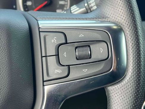 Used 2025 Chevrolet Blazer LT w/ Driver Confidence Package image 22