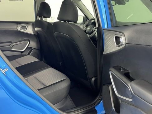 Used 2024 Kia Soul S image 29
