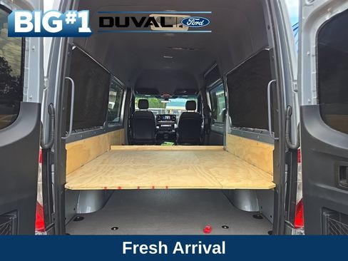 Used 2025 Mercedes-Benz Sprinter 2500 image 5