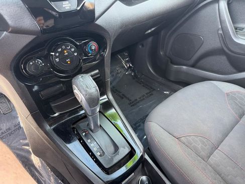 Used 2014 Ford Fiesta SE w/ Equipment Group 201A FWD image 34